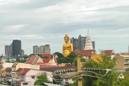 Big Buddha Wat Paknam Phasi Charoen