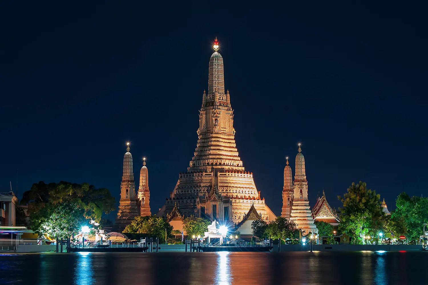 Wat Arun: The Temple of Dawn