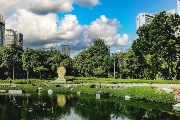 Benjasiri Park in Bangkok