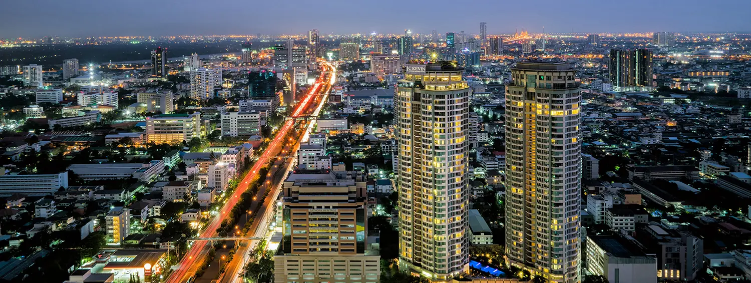 ZOOM Sky Bar & Restaurant in Bangkok