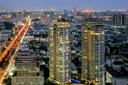 ZOOM Sky Bar & Restaurant in Bangkok