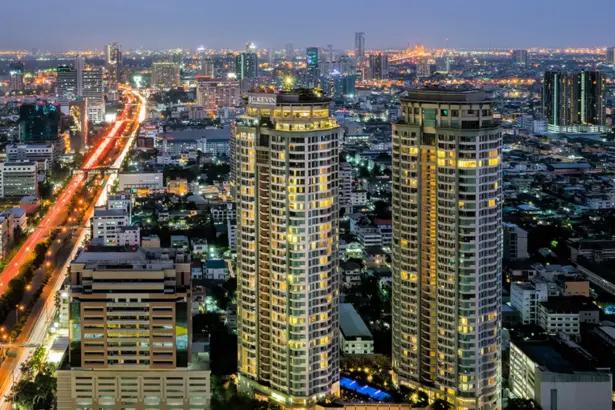 ZOOM Sky Bar & Restaurant in Bangkok