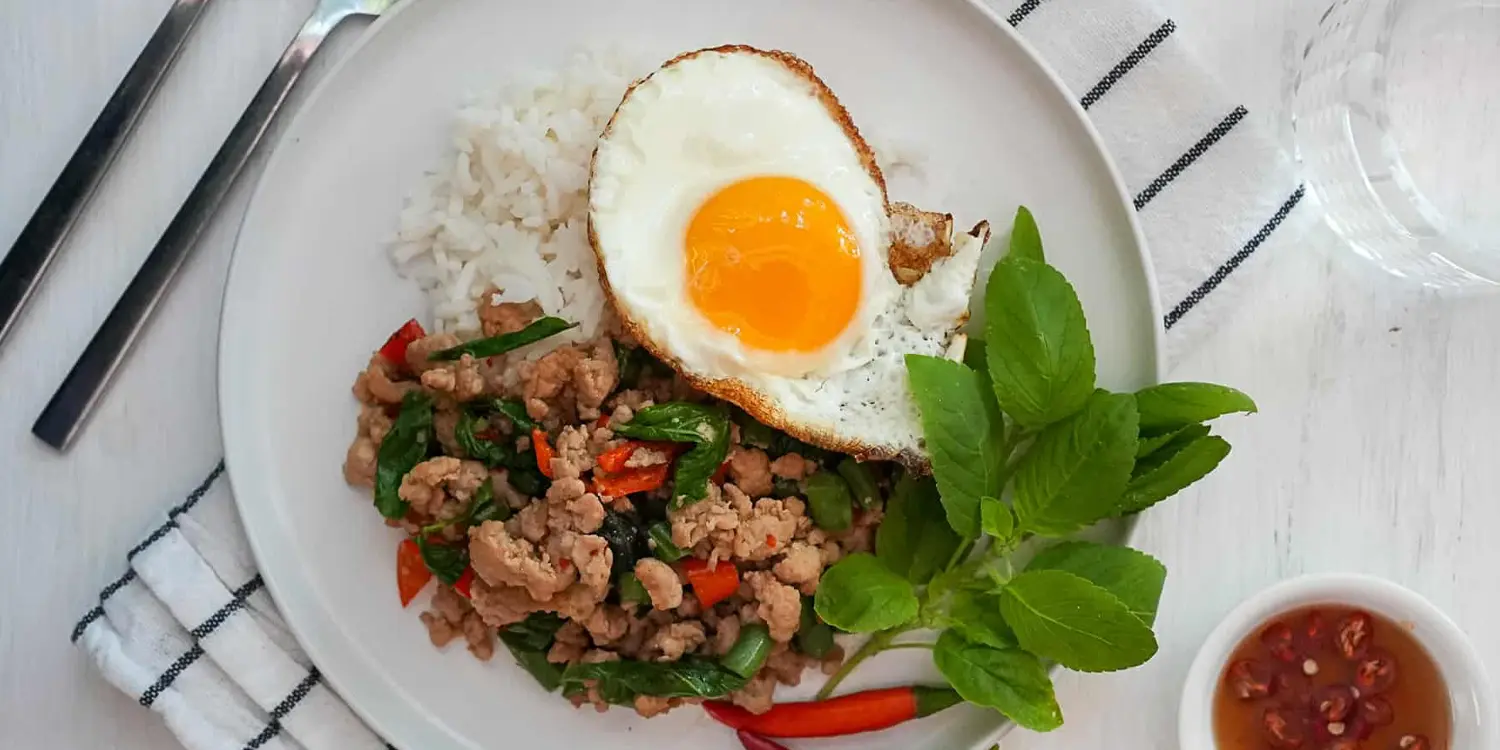 Authentic Pad Kra Pao