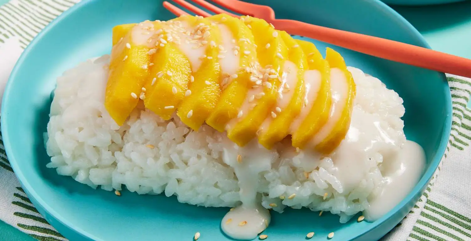 Mango Sticky Rice (Khao Neiw Mamuang)
