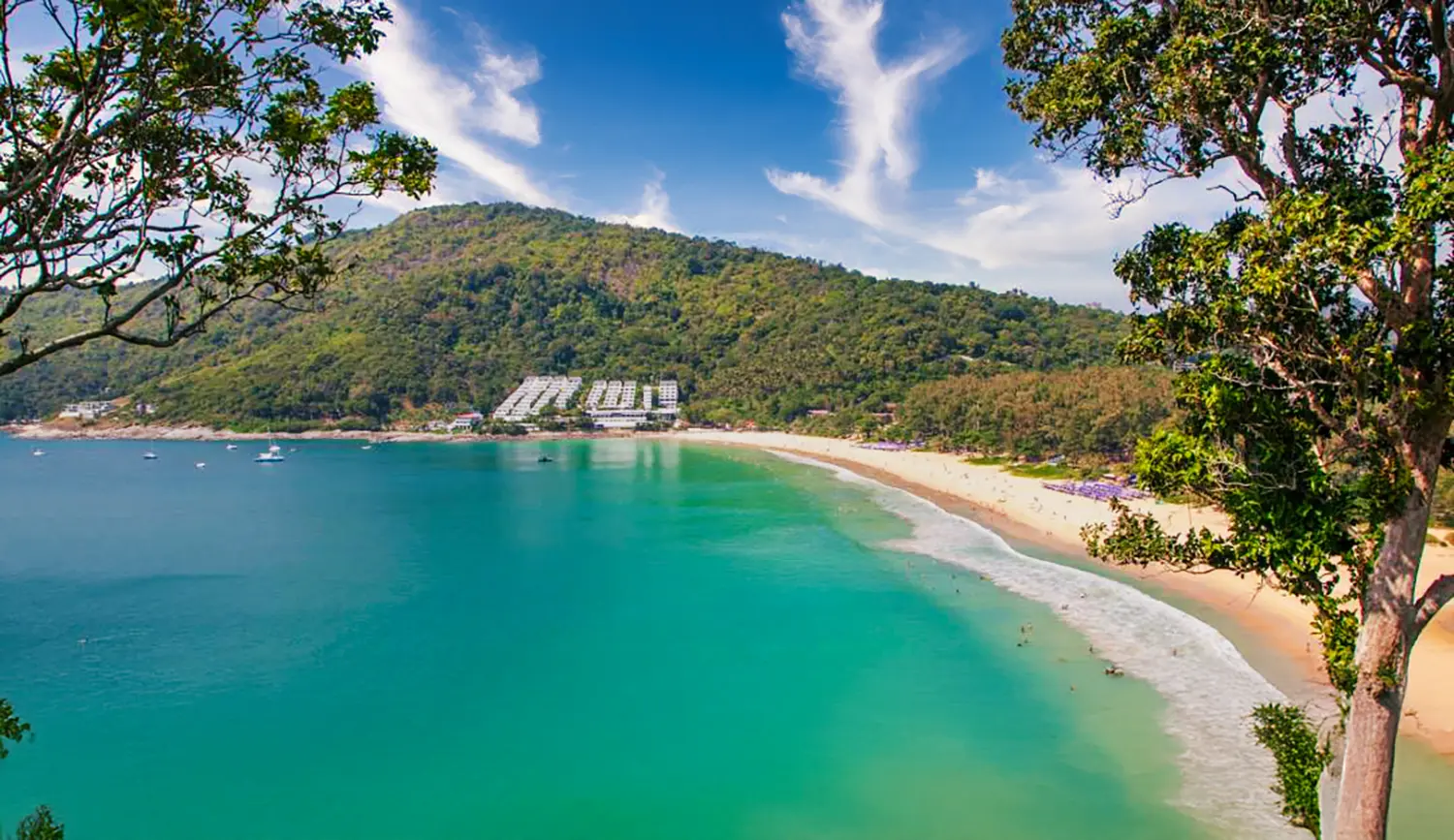 Phuket - Nai Harn Beach 