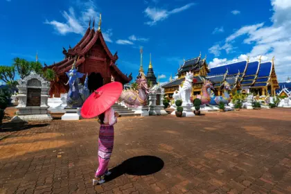 Thai Daily Life and Customs: Essential Guide for First-Time Visitors